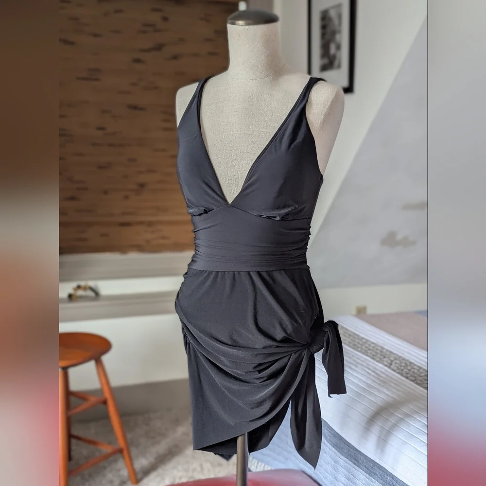 Magic Suit black shaping swimsuit with attached skirt size 8 - Picture 5 of 9